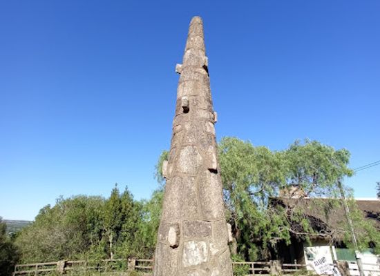 uruguay/cerro-arequita/attraction/obelisco-de-villa-serrana