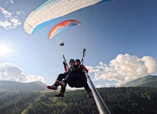 switzerland/davos/attraction/air-davos-paragliding