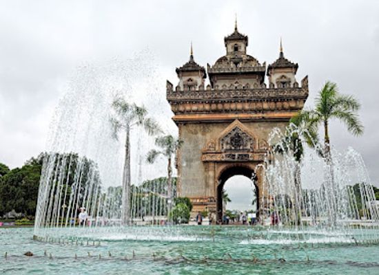 laos/vientiane/attraction/laos-private-tour-guide-car-service