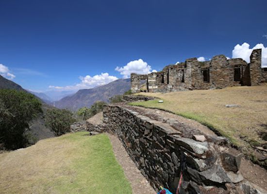 peru/andean-highlands/attraction/choquequirao-archaeological-park