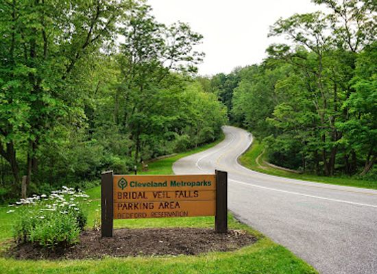 ohio/western-ohio/attraction/bridal-veil-falls