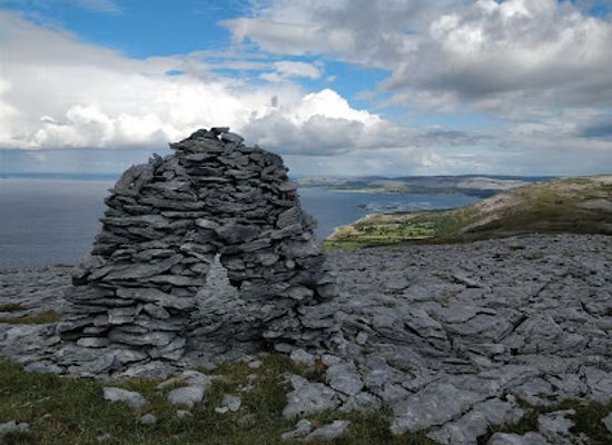 ireland/the-burren/attraction/burren-mountain-tours