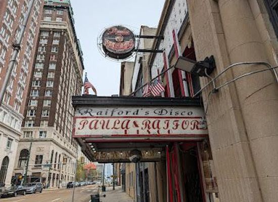 tennessee/hatchie-river-area/attraction/paula-raiford-s-disco