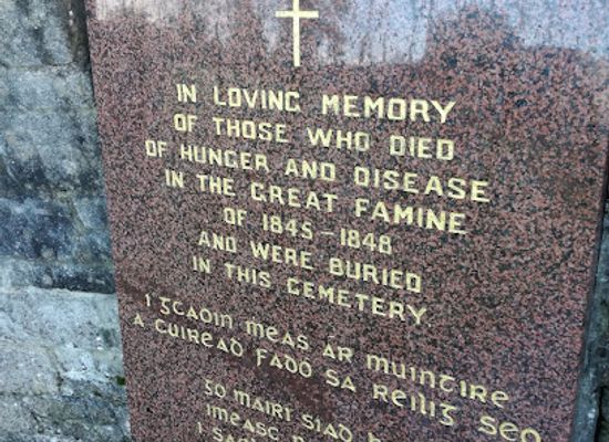 ireland/county-donegal/attraction/famine-graveyard