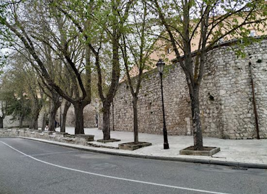 spain/burgos/attraction/paseo-de-los-cubos