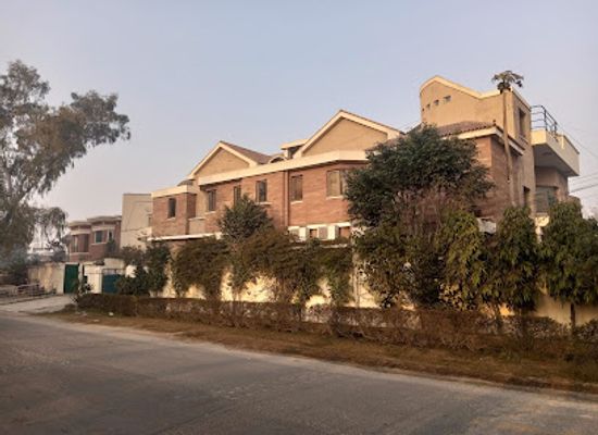 pakistan/lahore/model-town/attraction/linear-park-nawaz-sharif-park