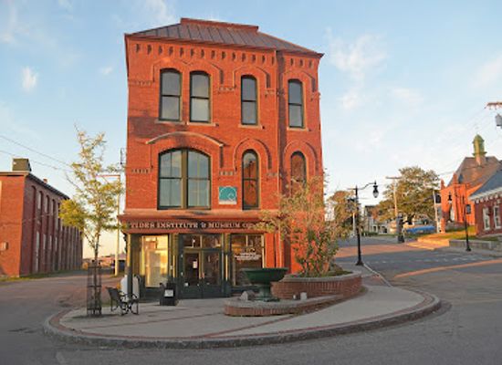 maine/washington-county/attraction/tides-institute-museum-of-art
