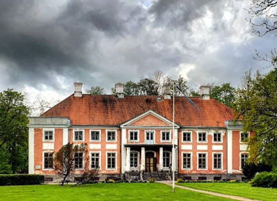 estonia/jarva-county/attraction/sargvere-manor