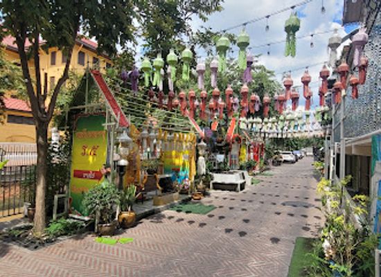 thailand/rattanakosin/attraction/red-lanterns