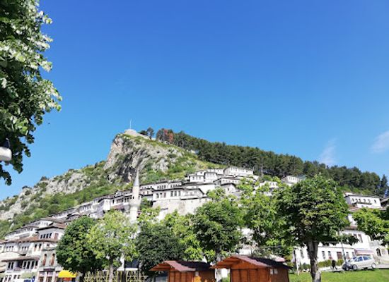 albania/toskeria/attraction/ruins-of-the-red-mosque