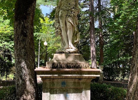 italy/molise/attraction/villa-de-capoa