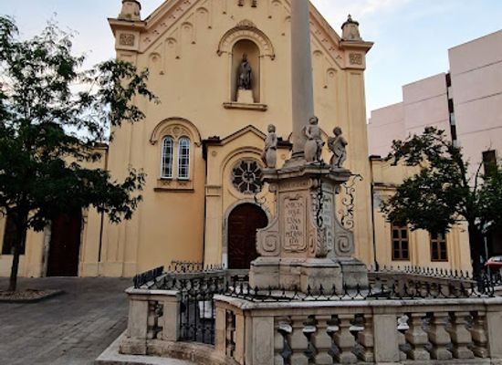 slovakia/bratislava-region/attraction/plague-column