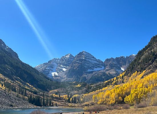 colorado/maroon-bells-snowmass-wilderness/attraction/maroon-bells-amphitheatre