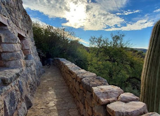arizona/san-rafael-valley/attraction/colossal-cave-mountain-park