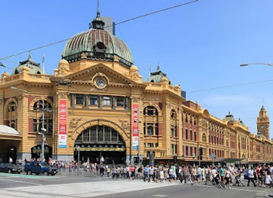 australia/melbourne/southbank/attraction/under-the-clocks