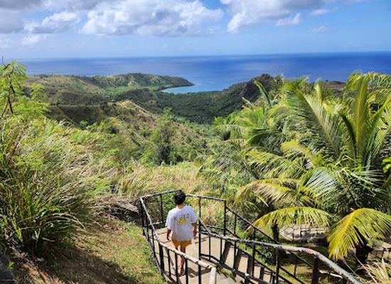 guam/ypao-beach-park/attraction/cetti-bay-overlook
