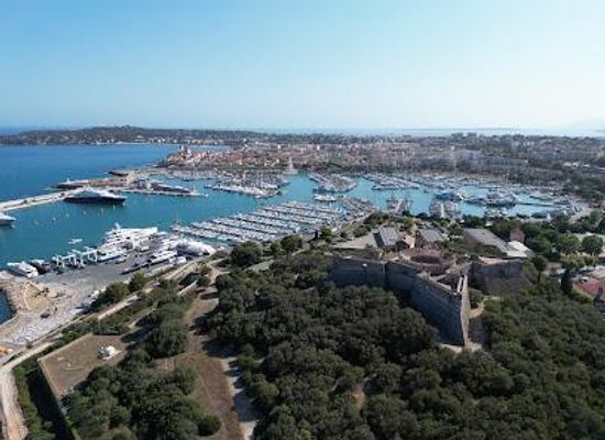 france/cannes/attraction/le-fort-carre