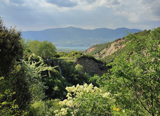 greece/macedonia/attraction/skepasmeno-waterfalls