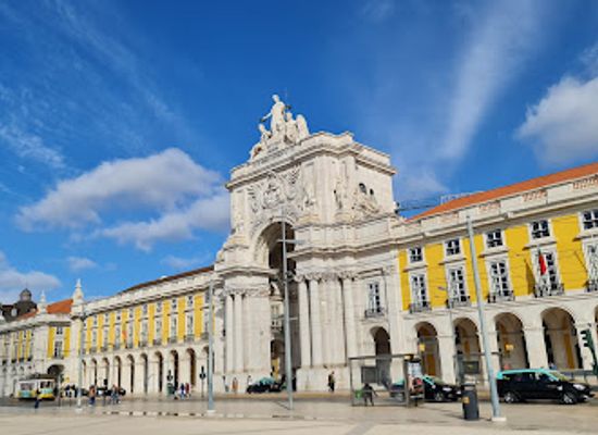 portugal/beira-baixa/attraction/cais-das-colunas