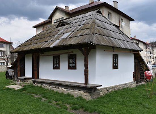 romania/bucovina/attraction/wood-art-museum