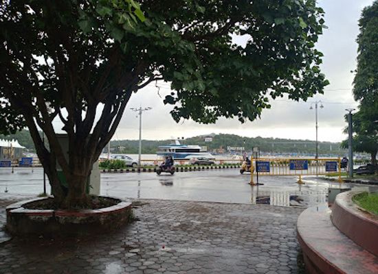 india/panaji/altinho/attraction/statue-of-abbe-faria