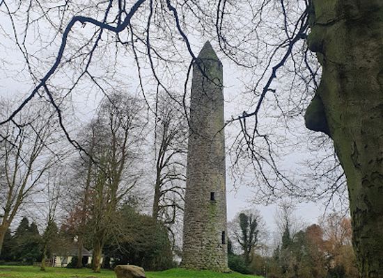 united-kingdom/antrim/landmark/antrim-round-tower-state-care-monument