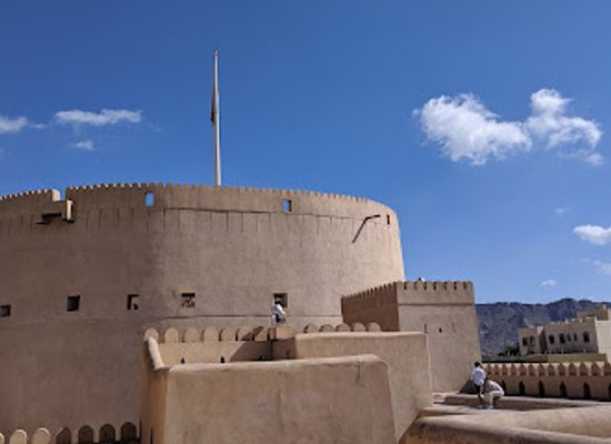 oman/al-hajar-ash-sharqi/attraction/nizwa-fort