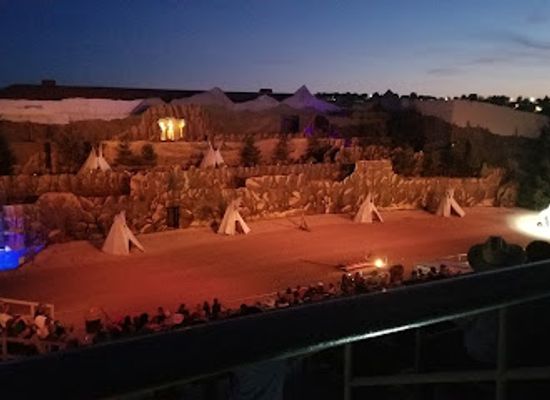 oregon/pendleton/attraction/pendleton-roundup-grandstand