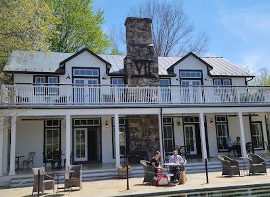 virginia/central-virginia/attraction/septenary-winery-at-seven-oaks-farm