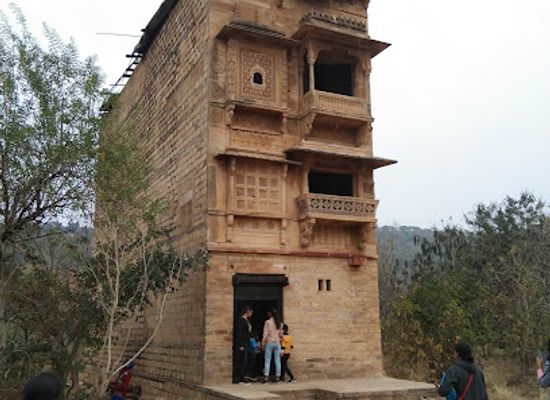 india/bhopal/attraction/museum-shop-at-lake-end-manav-sangharalaya-bhopal