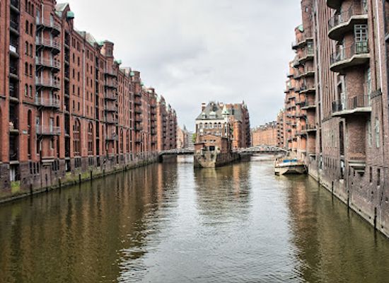 germany/hamburg/altstadt/attraction/speicherstadt