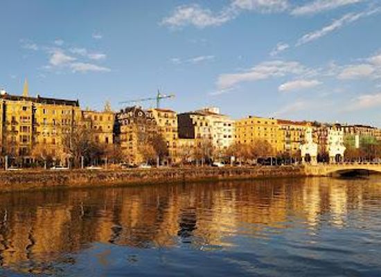 spain/san-sebastian/attraction/urumea-pasealekua