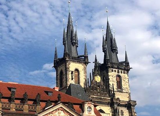 czechia/prague/attraction/the-house-at-the-white-unicorn