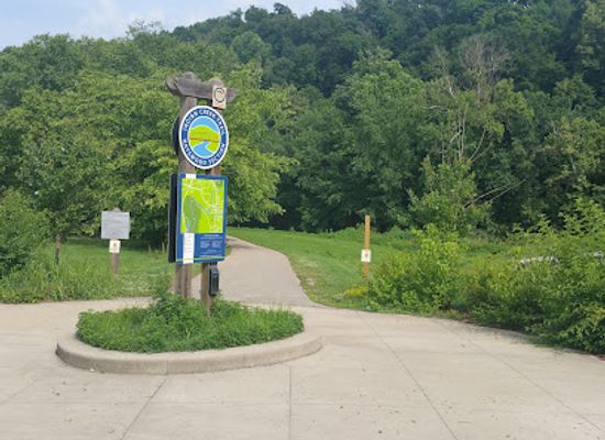 indiana/the-knobs/attraction/hayswood-nature-reserve