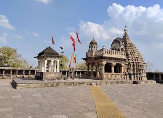india/jabalpur/attraction/chausath-yogini-temple