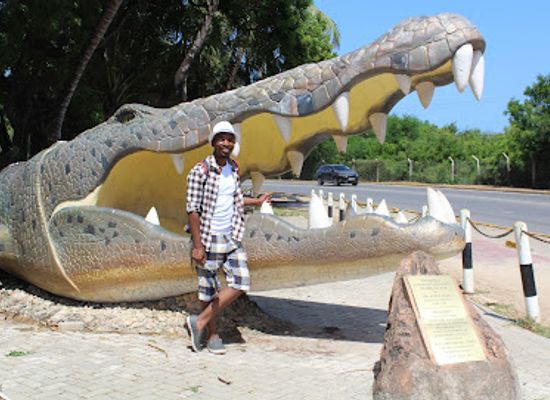 kenya/mombasa-beach/attraction/mamba-village-lunar-park