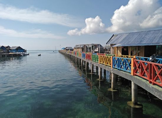 indonesia/pulau-wakatobi/attraction/mola-village