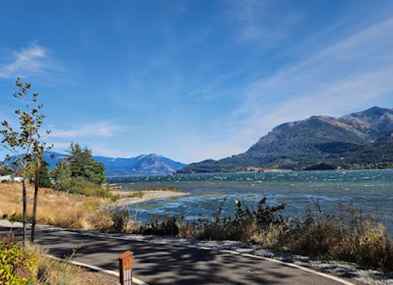 washington/the-columbia-basin/attraction/columbia-river-gorge-national-scenic-area