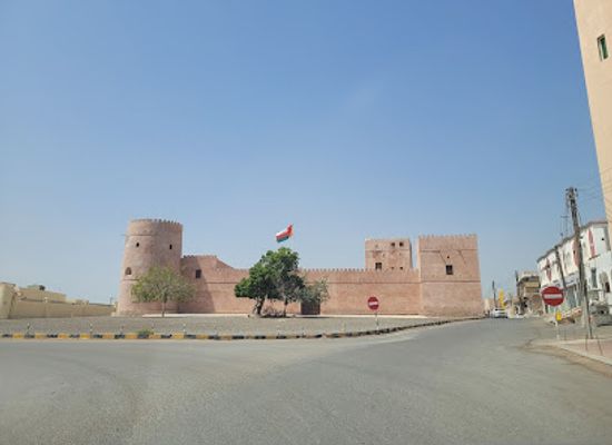 oman/ad-dhahirah-governorate/attraction/as-suwayq-castle