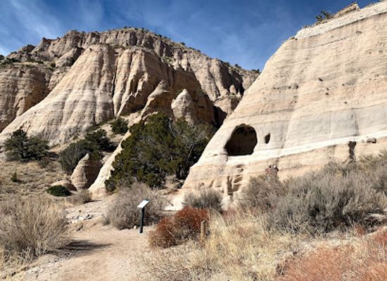 new-mexico/north-central-new-mexico/attraction/kasha-katuwe-tent-rocks-national-monument