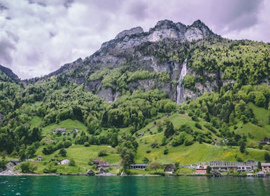 switzerland/uri/attraction/strandbad-isleten