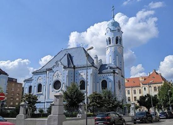 slovakia/bratislava/attraction/the-blue-church-church-of-st-elizabeth
