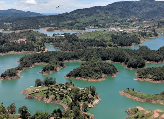 colombia/caribbean-region/attraction/plaza-de-bolivar