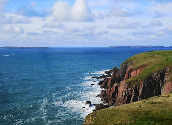 united-kingdom/pembrokeshire/landmark/st-ann-s-head-lighthouse