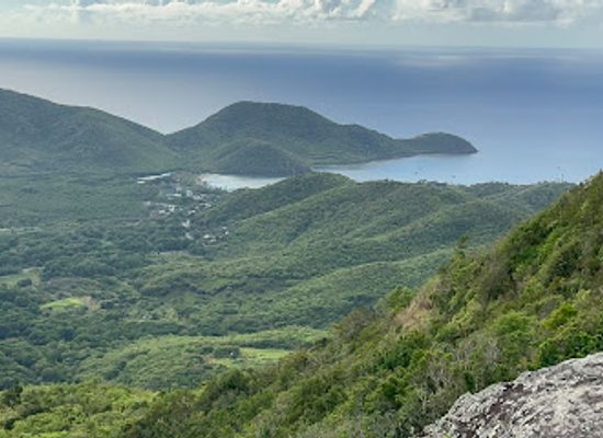 antigua-and-barbuda/barbuda/attraction/cades-peak