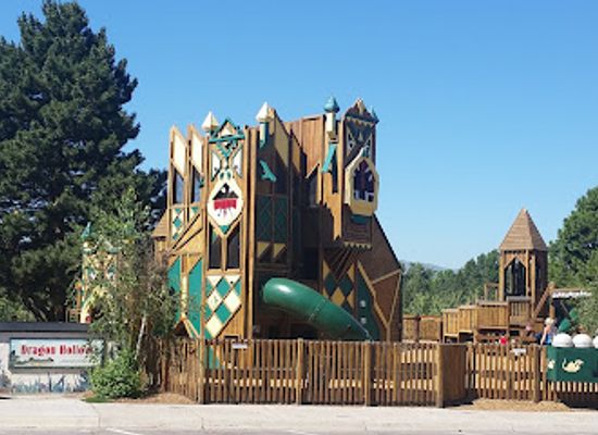 montana/missoula/attraction/dragon-hollow-playground