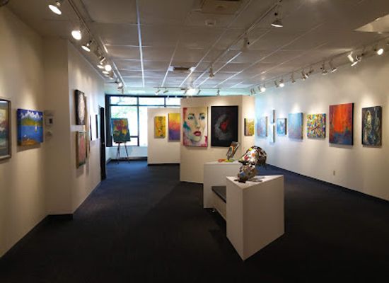 canada/eastern-townships/attraction/musee-international-d-art-naif
