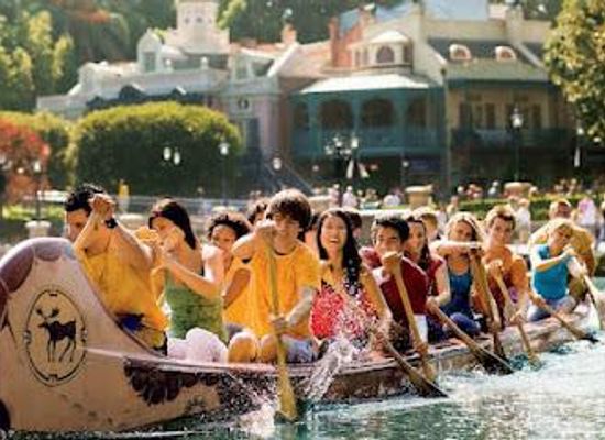 california/orange-county/attraction/davy-crockett-s-explorer-canoes