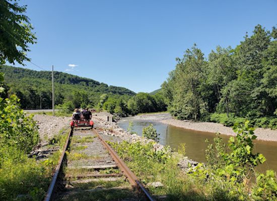 new-york/hunter-mountain/attraction/rail-explorers-catskills-division