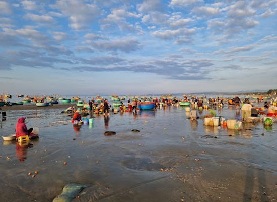 vietnam/mui-ne/attraction/ghenh-da-mui-ne